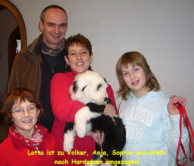 Lotta ist zu Volker, Anja, Sophie und Greta
nach Hardegsen umgezogen!