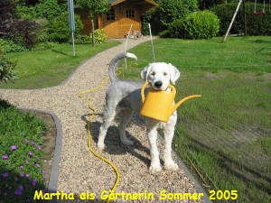 Martha als Gärtnerin Sommer 2005